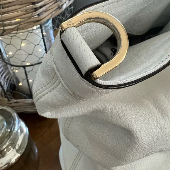 Michael Kors Handbag - Picture 5 of 16